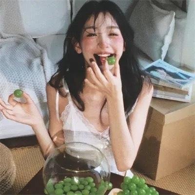 金发男郎